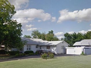 209 N 2nd St, Walters, OK 73572