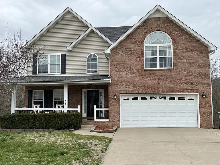 652 Winding Bluff Way — Photo 1
