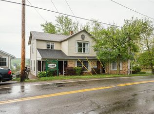 4991 Walnut St, Sugarcreek, OH 44681