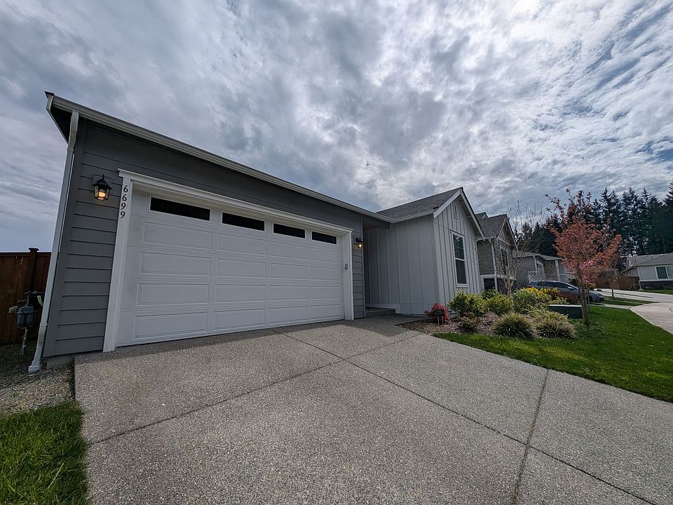 1st image of 6699 Skipper Ln SE