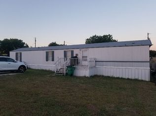 413 Laurel Ln, Cresson, TX 76035