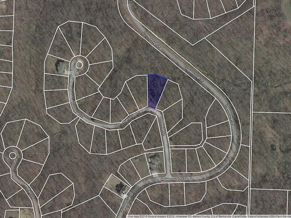 1st image of Stoneleigh Ln
