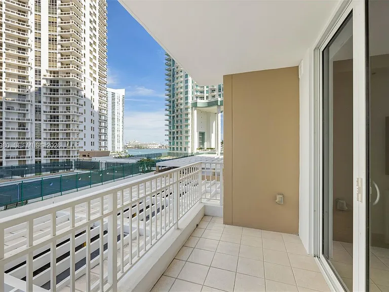801 Brickell Key Blvd #806 — Photo 13