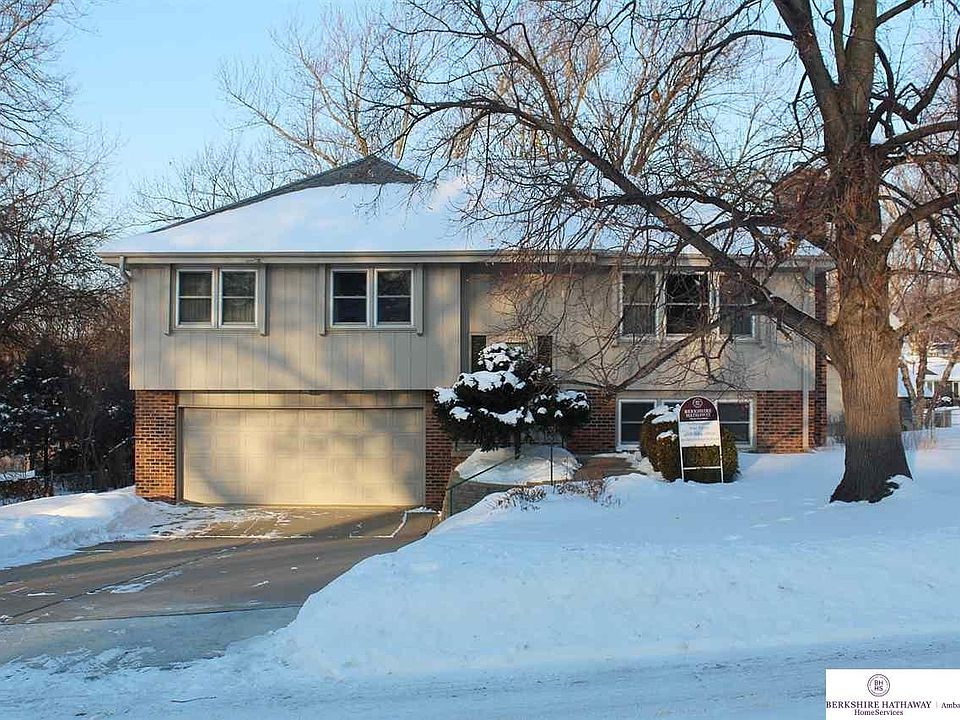 1st image of 1328 S 163rd Ave