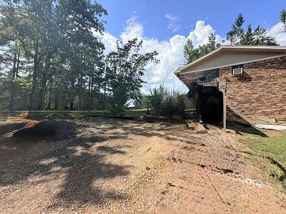 4th image of 3154 Highway 25