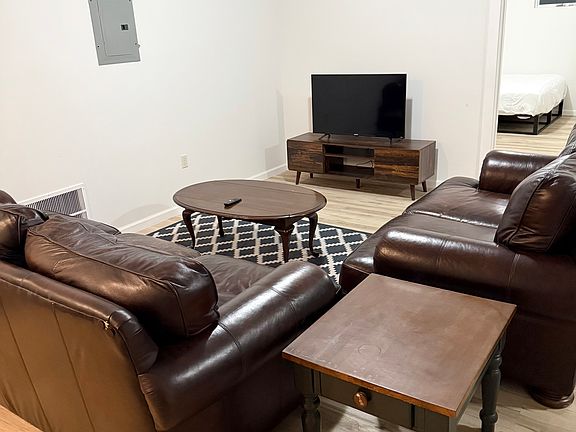 4th image of 2285 Elmwood Ave APT 2