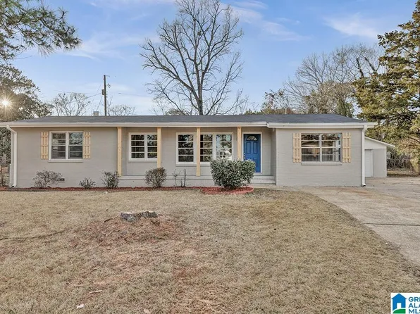 905 Glen Oaks Cir, Fairfield, AL 35064