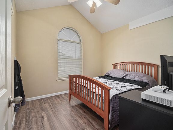 5th image of 11293 Northview Dr