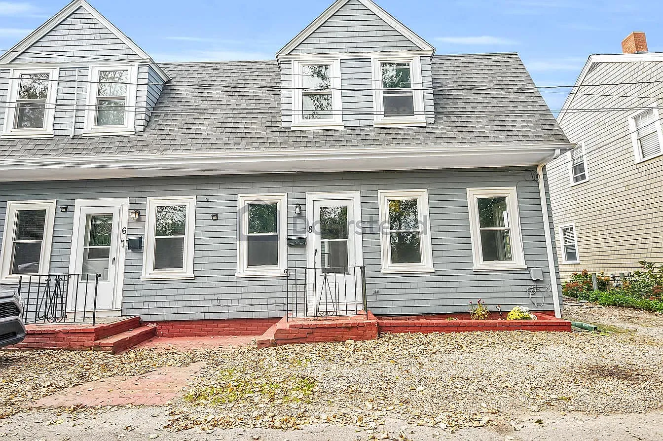 4 bed, 1500 sqft, $3,200 — Photo 1
