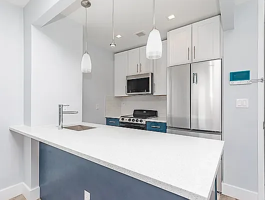 Rented by The Property Firm | media 14