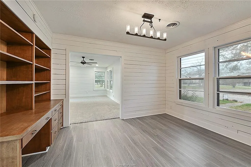 2 bed, 1226 sqft, $1,800 — Photo 4