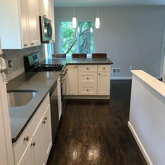 401 Hawthorne Rd — Photo 9
