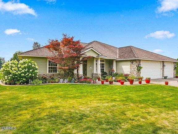 4th image of 70 Canyon Gate Ln