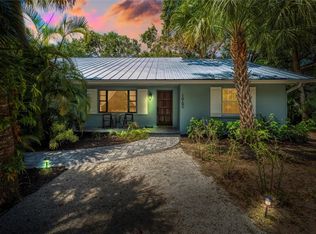 1960 W Pebble Path, Vero Beach, FL 32963