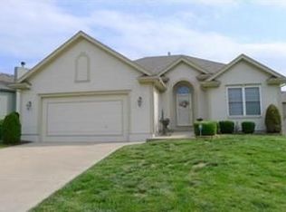 8633 NE 75th Ter, Kansas City, MO 64158
