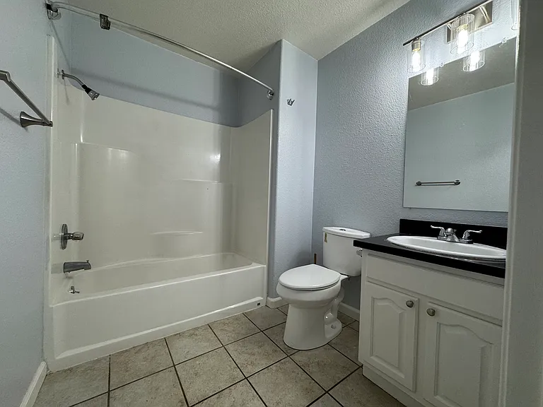 22032 Arbor Ave #A — Photo 12