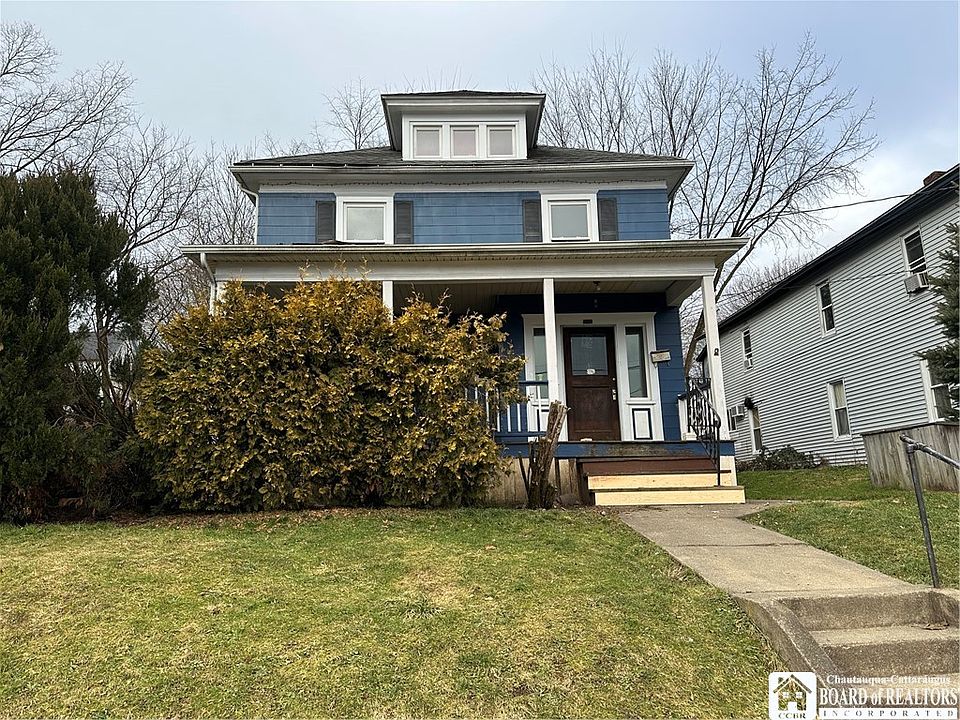 1st image of 208 Hazzard St