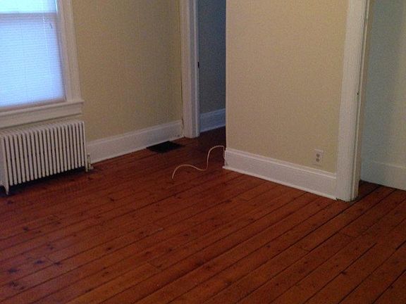 3rd image of 163 Lake Ave