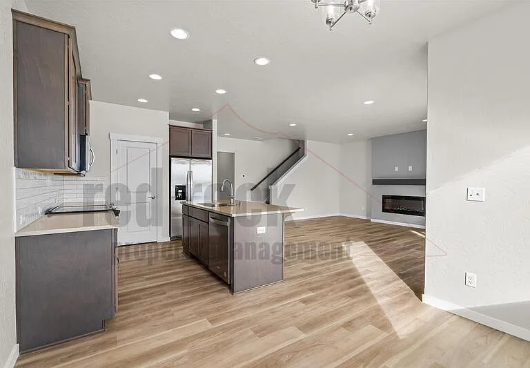1228 N Tschirley Rd #1 — Photo 8