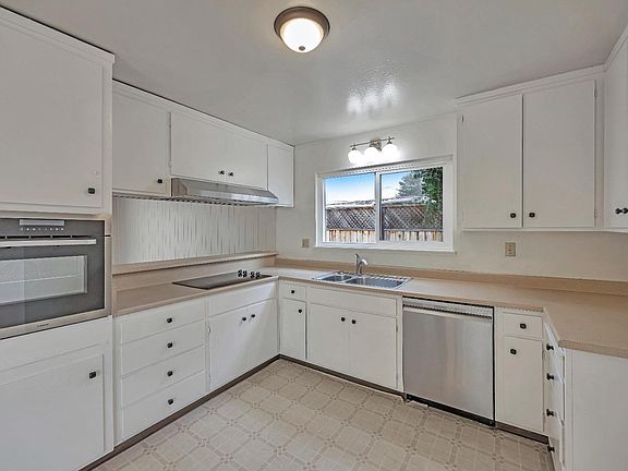 5th image of 4941 Klondike Court