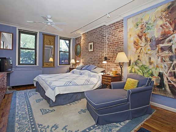 4th image of 250 W 16th St APT 3D