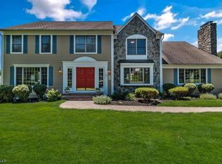 19 Davis Ct, Martinsville, NJ 08836