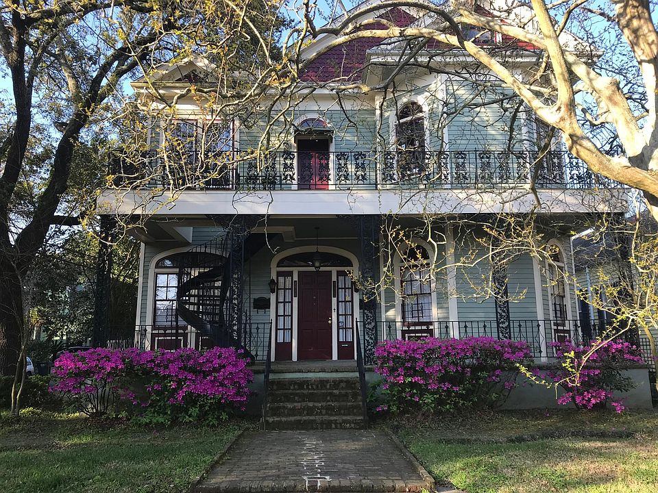 Welcome to 7800 Jeannette Street