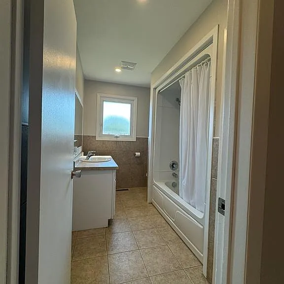 1860 Service Rd — Photo 11