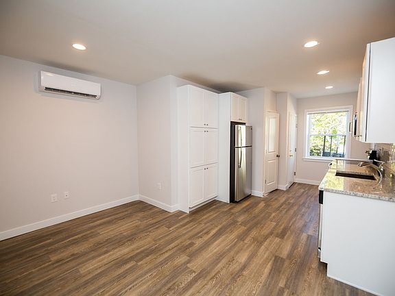 5th image of 2606 Maryland Ave Unit C