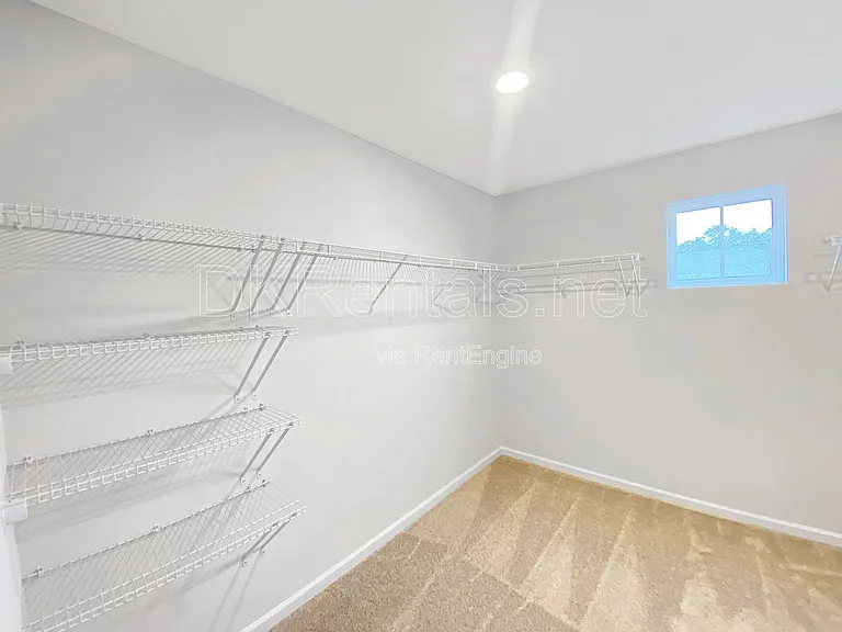 273 Summerwood Ln — Photo 8