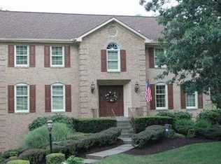 413 Oaklawn Dr, Pittsburgh, PA 15241