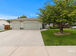 3606 E Sandyford Ave, Nampa, ID 83686