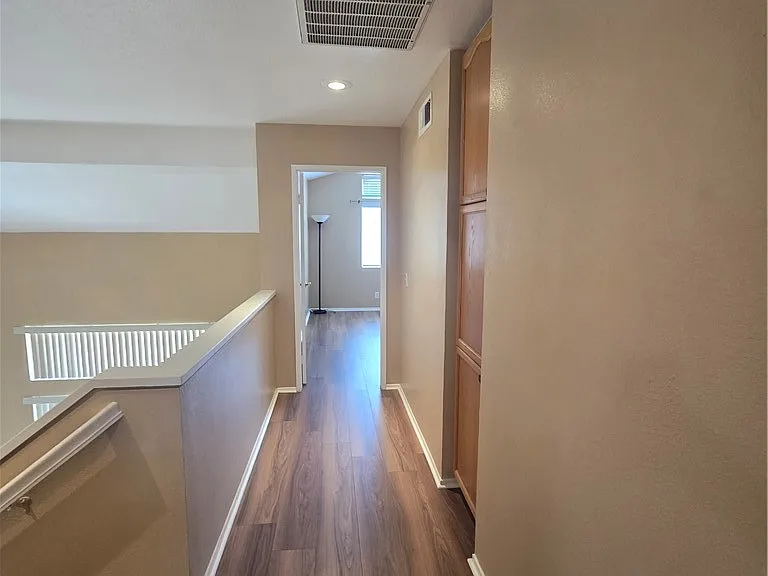881 Bramble Ln — Photo 23