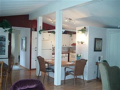 5th image of 131 Holley Cir