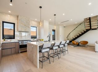 2225 W Starview Ln, Los Angeles, CA 90026