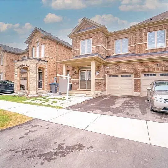 17 Angelfish Rd #UPPER