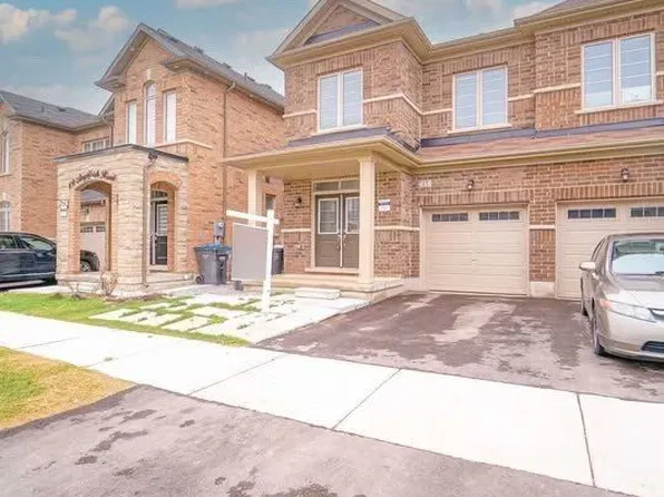 17 Angelfish Rd, Brampton, ON L7A 5C3