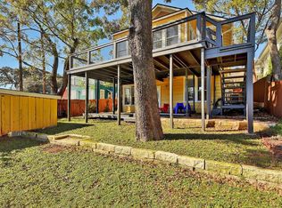 607 Baylor St APT B, Austin, TX 78703