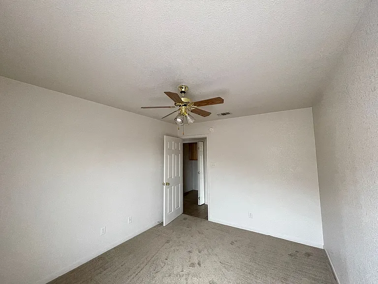 3206 Dannen Court — Photo 16