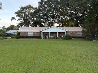 411 Fernbank Rd, Steens, MS 39766