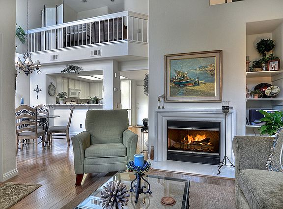 3rd image of 81 Nightingale Dr