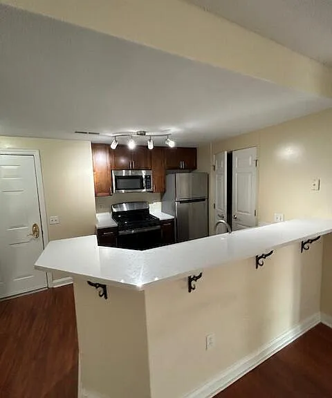 488 Bedford St #423 — Photo 2