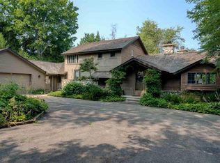 3333 N Lake Leelanau Dr, Lake Leelanau, MI 49653