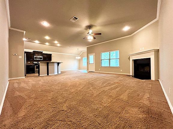 5th image of 512 Marshall Dr