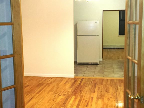 5th image of 1415 30th Dr #1