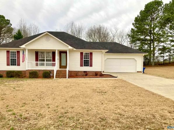 25 Whit Ln, Boaz, AL 35957