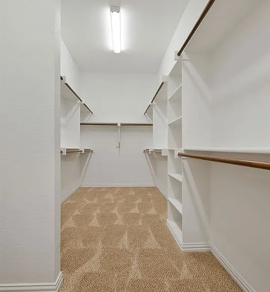 7905 Kickapoo Dr — Photo 24