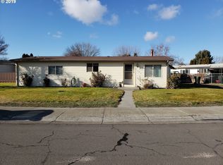 1140 SW Sandy Dr, Hermiston, OR 97838