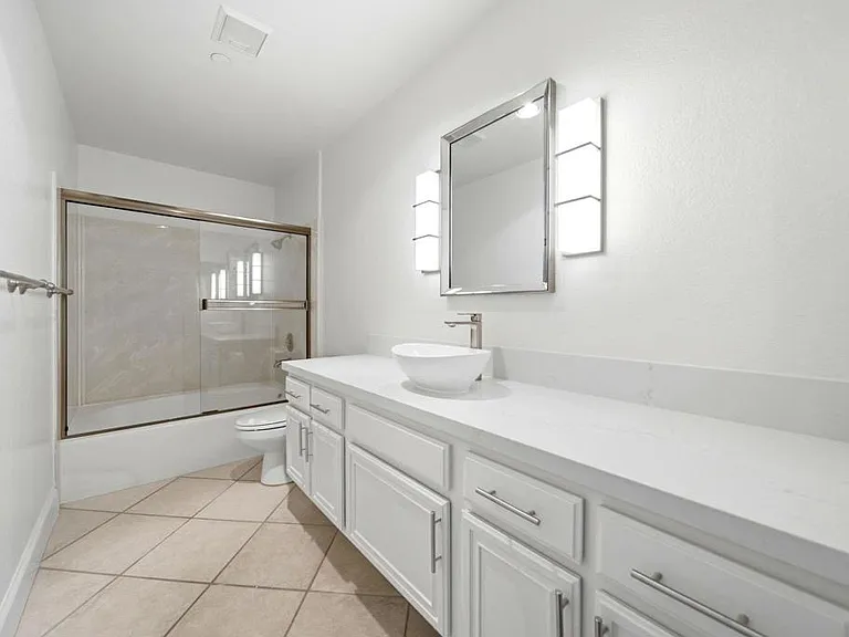 850 State St #414 — Photo 16