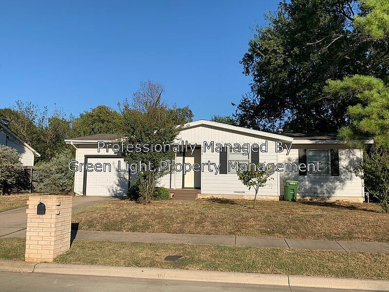 1st image of 532 Buena Vista Dr